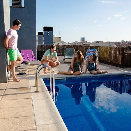 Residencia Estudiantes Onix Apartment Барселона Екстериор снимка