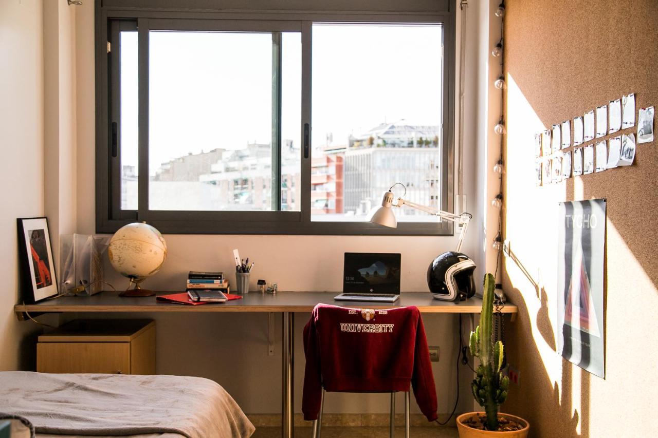 Residencia Estudiantes Onix Apartment Барселона Екстериор снимка
